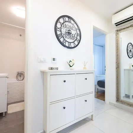 Two Bedroom Apartment With A Balcony Relja Zadar Extérieur photo