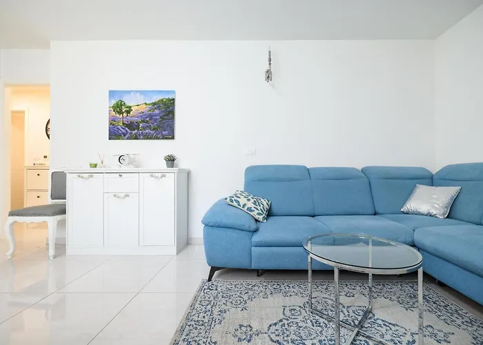 Two Bedroom Apartment With A Balcony Relja