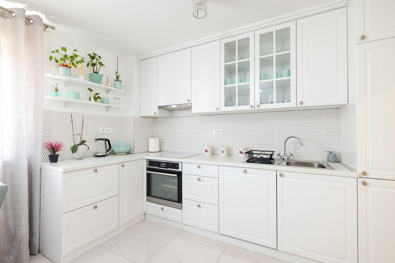 Two Bedroom With A Balcony Relja Appartement